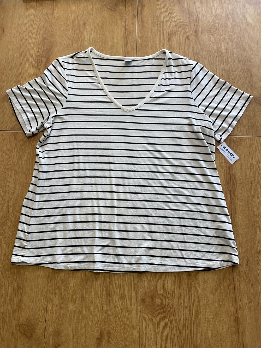 Old Navy White and Black Striped V-Neck Short Sleeve Tee